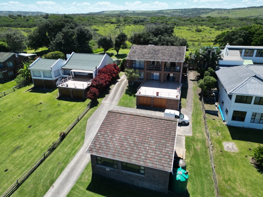 4 Bedroom Property for Sale in Marshstrand Eastern Cape